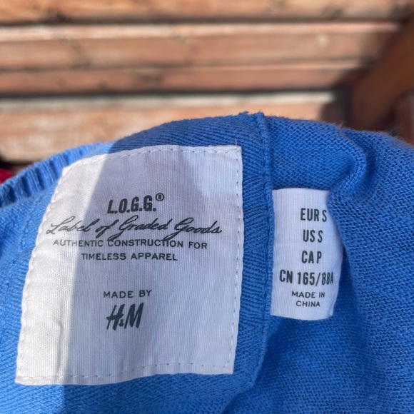 H&M Plaid T-Shirt - Picture 3 of 3